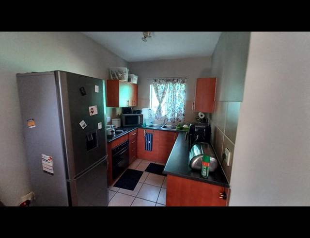 2 BEDROOM PROPERTY TO RENT IN PRETORIA GARDENS
